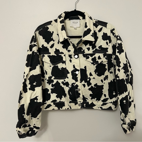 Le Lis Collection Womens Cow Printed Denim Button Up Jacket Small 100% Cotton - Picture 3 of 10